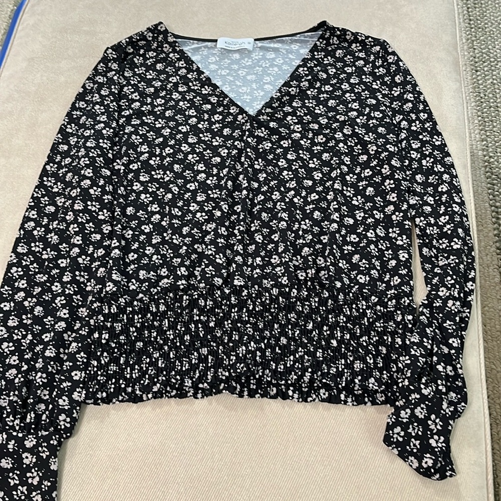 Flowered Blouse - image 1